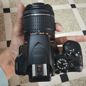 Nikon D3500's handling