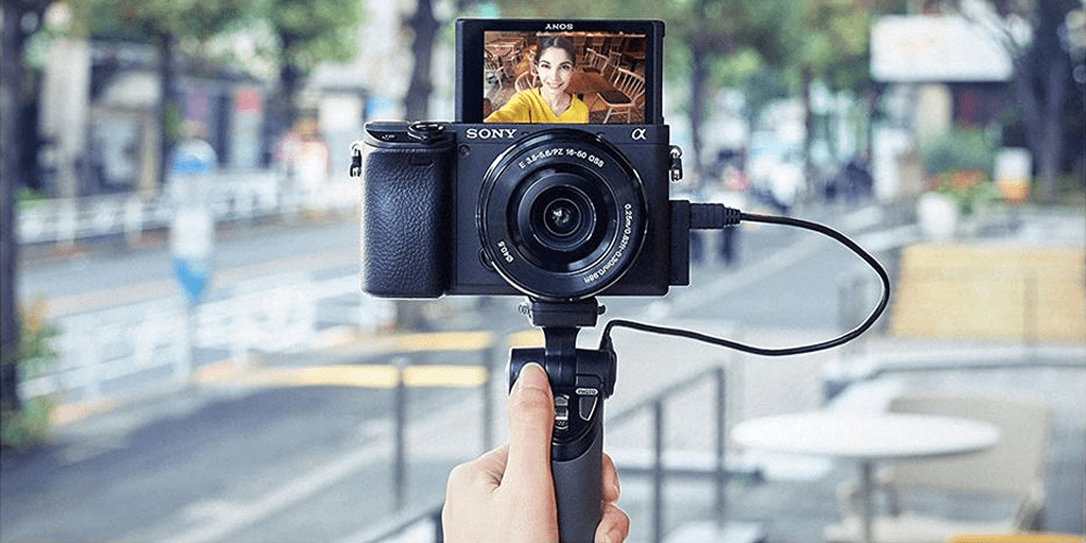 Sony 6400L's Build-quality and handling